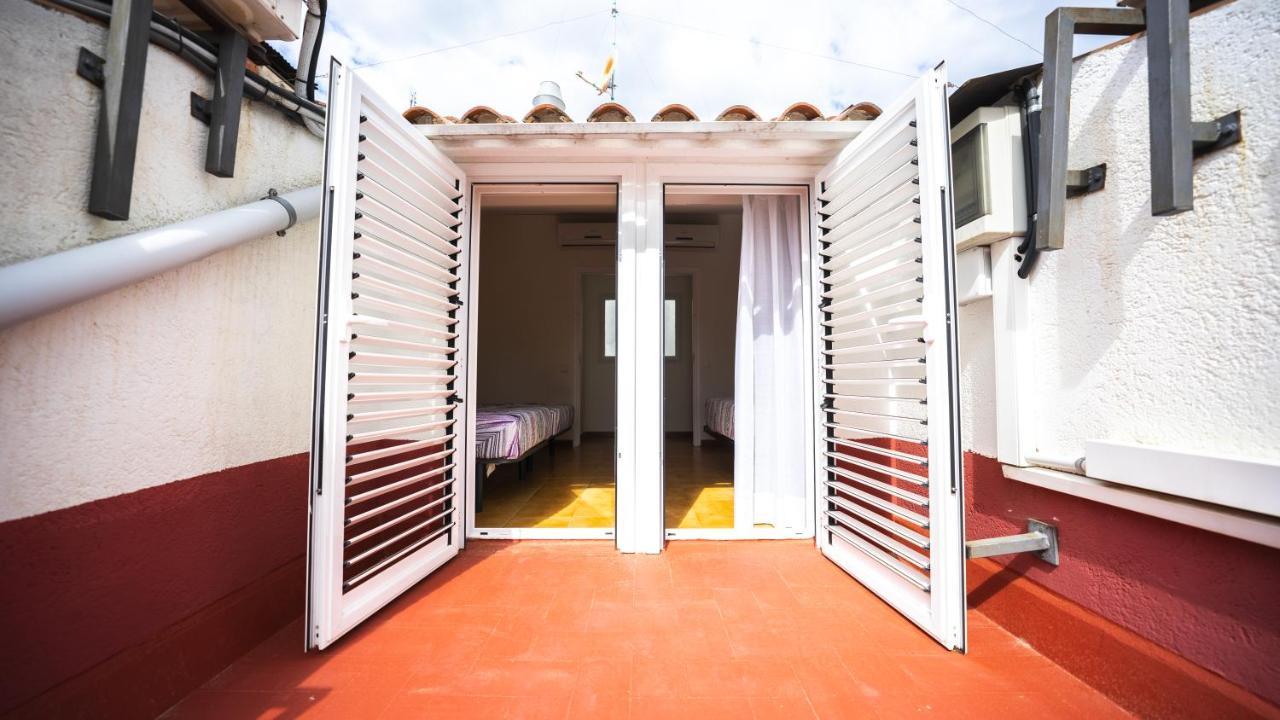 Hostal La Premsa Arenys de Mar Luaran gambar
